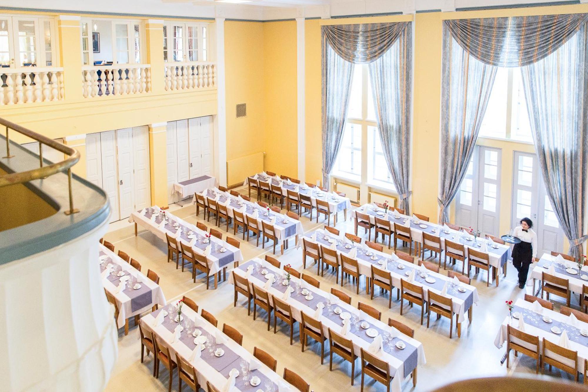 Hotelli-Ravintola Maentaen Klubi Мянття Экстерьер фото